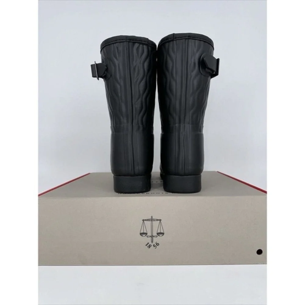 Hunter Original Refined Short Vertical Quilt Black Rain Boots US 8‎ WFS2238RMA